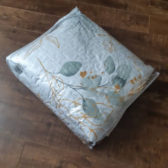 New Green & Gold Leaves 3-Piece Bedding Quilt Set • Reversible • CALIFORNIA KING - Picture 10 of 10